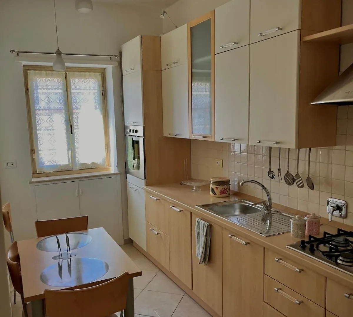 Rome 700 Meters From The Metro Villa 0*,